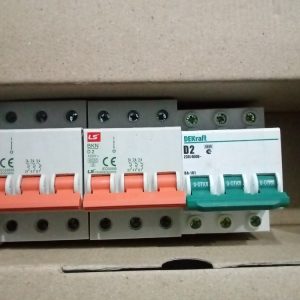 Выключатель автоматический 3P, Icu-6кА кривая D, 2А BKN 3P D2 06130080R0