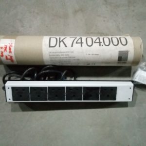Блок розеток на 6 позиций 230В L-470 мм Rittal DK 7404.000