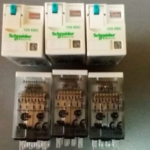 Реле 4 со светодиодом 125В постоянного тока Schneider Electric RXM4AB2GD